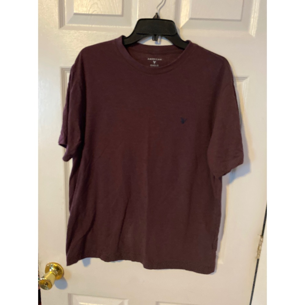 American Eagle Mens Super Soft Standard Fit Crewneck T-Shirt Burgundy Medium